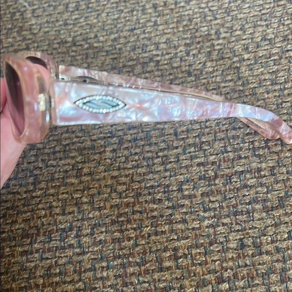 Pink Floral Sunglasses with Protective Case - Picture 3 of 10